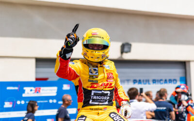 Tom Coronel wint met overmacht in TCR Europe Series op Circuit Paul Ricard